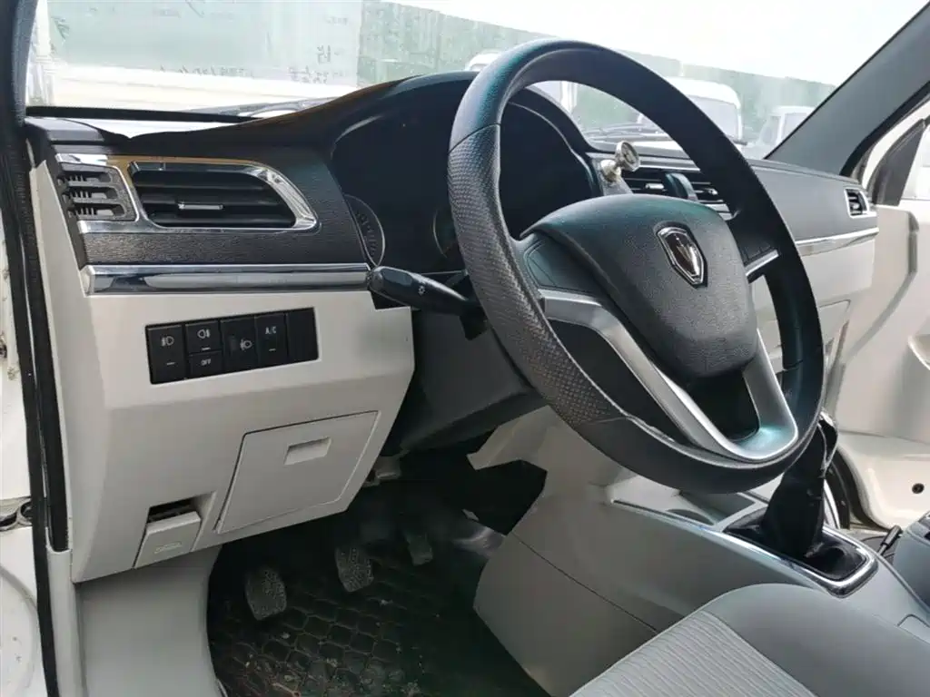 Jinbei Hiace X30L — фото 10