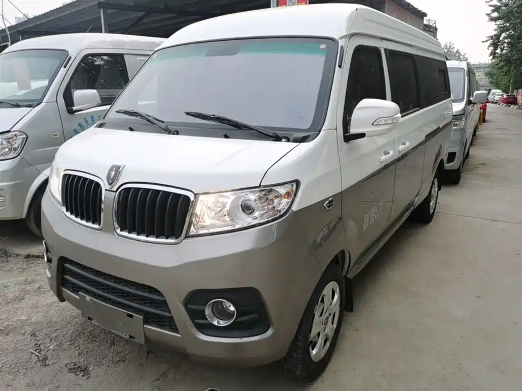 Jinbei Hiace X30L