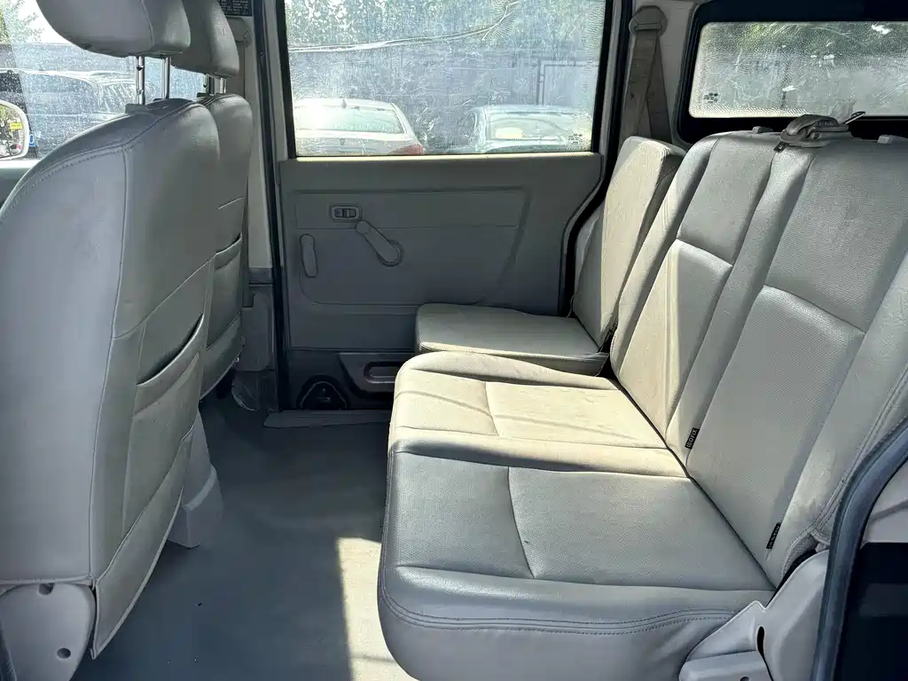 Jinbei Hiace X30L — фото 13