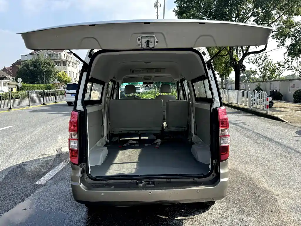 Jinbei Hiace X30L — фото 14