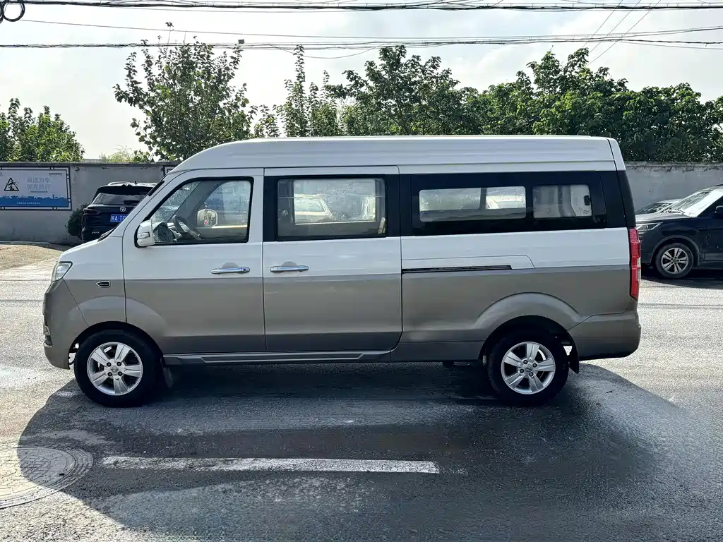 Jinbei Hiace X30L — фото 5