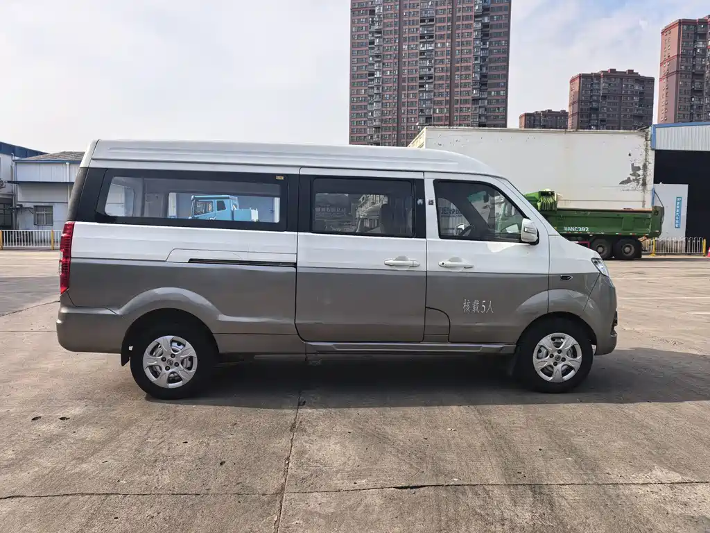 Jinbei Hiace X30L — фото 5