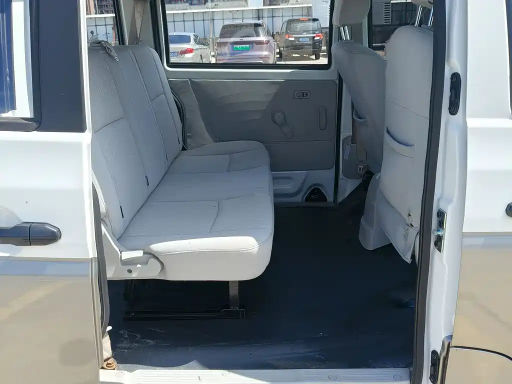 Jinbei Hiace X30L — фото 11