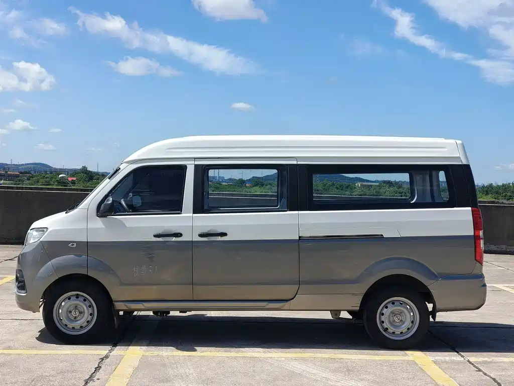 Jinbei Hiace X30L — фото 5