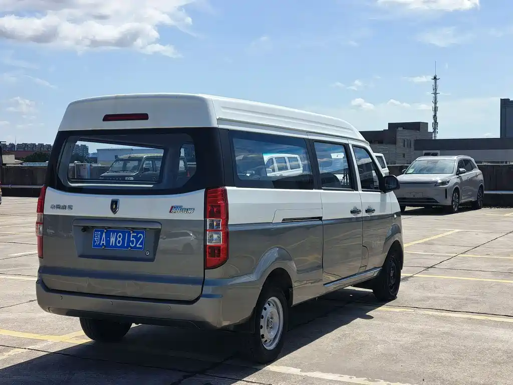 Jinbei Hiace X30L — фото 8