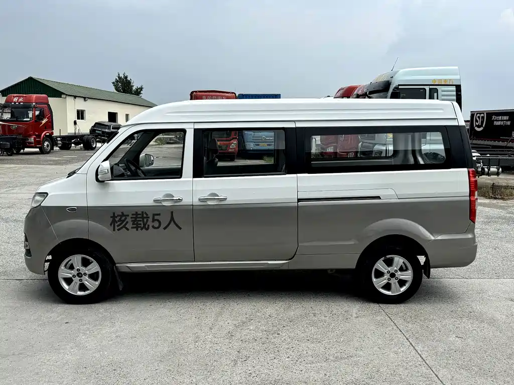 Jinbei Hiace X30L — фото 7
