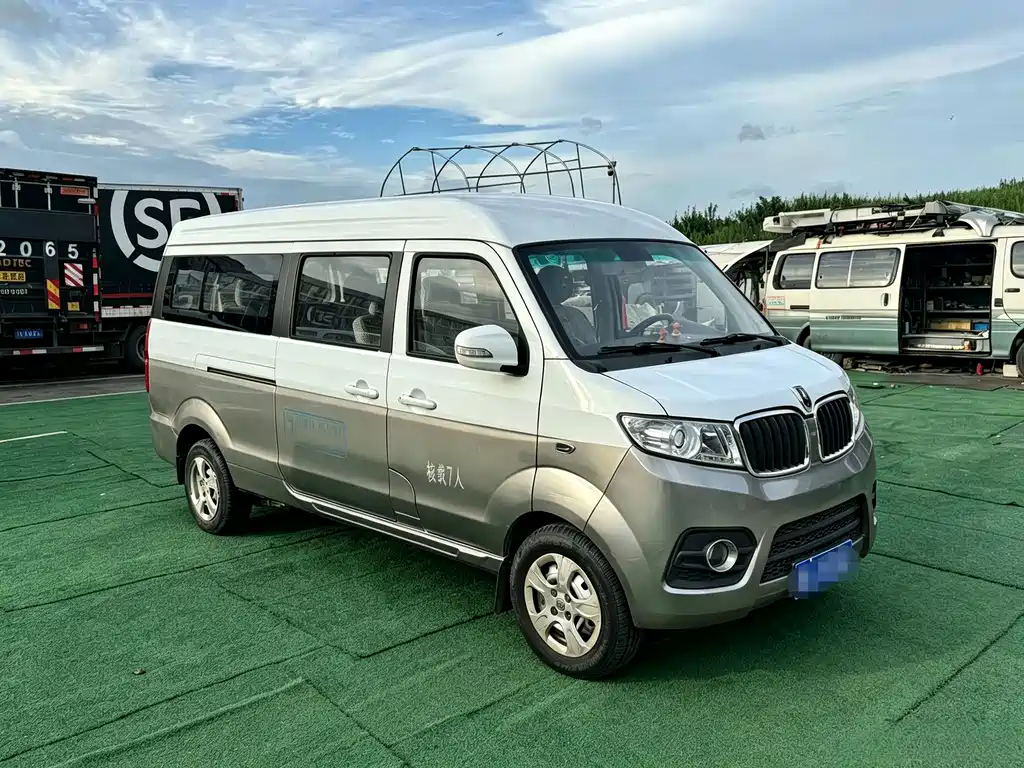 Jinbei Hiace X30L — фото 3
