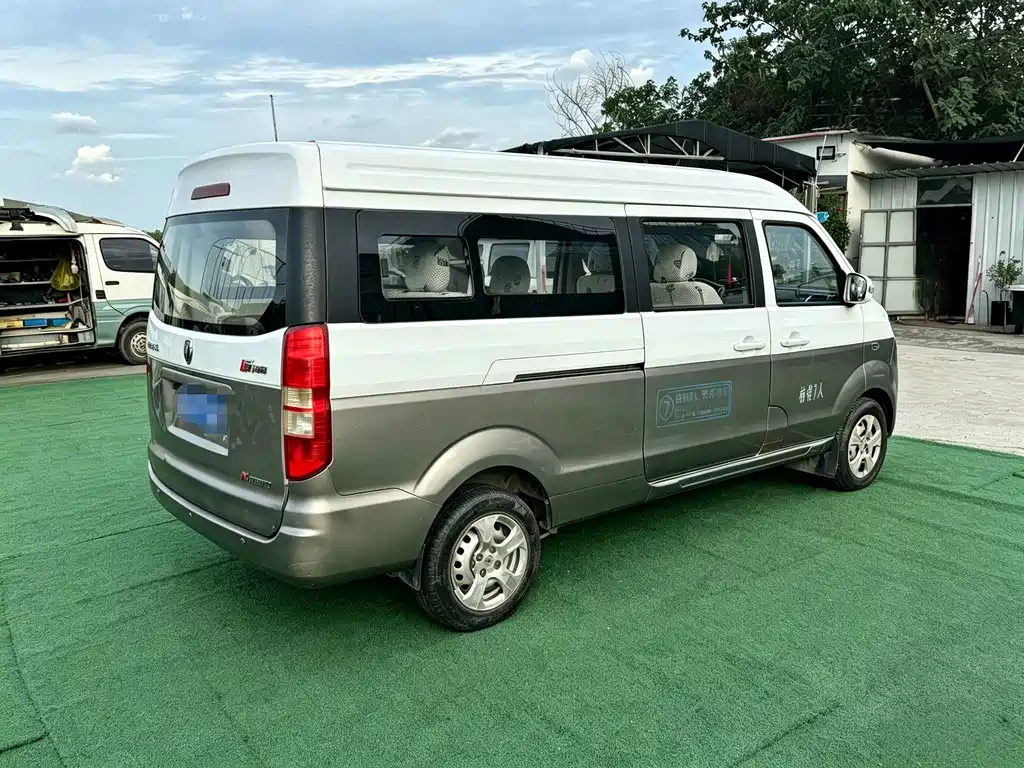 Jinbei Hiace X30L — фото 4