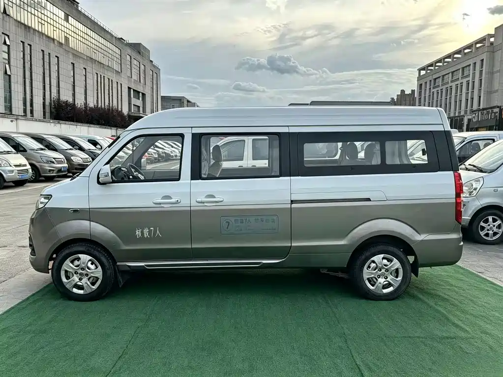 Jinbei Hiace X30L — фото 7