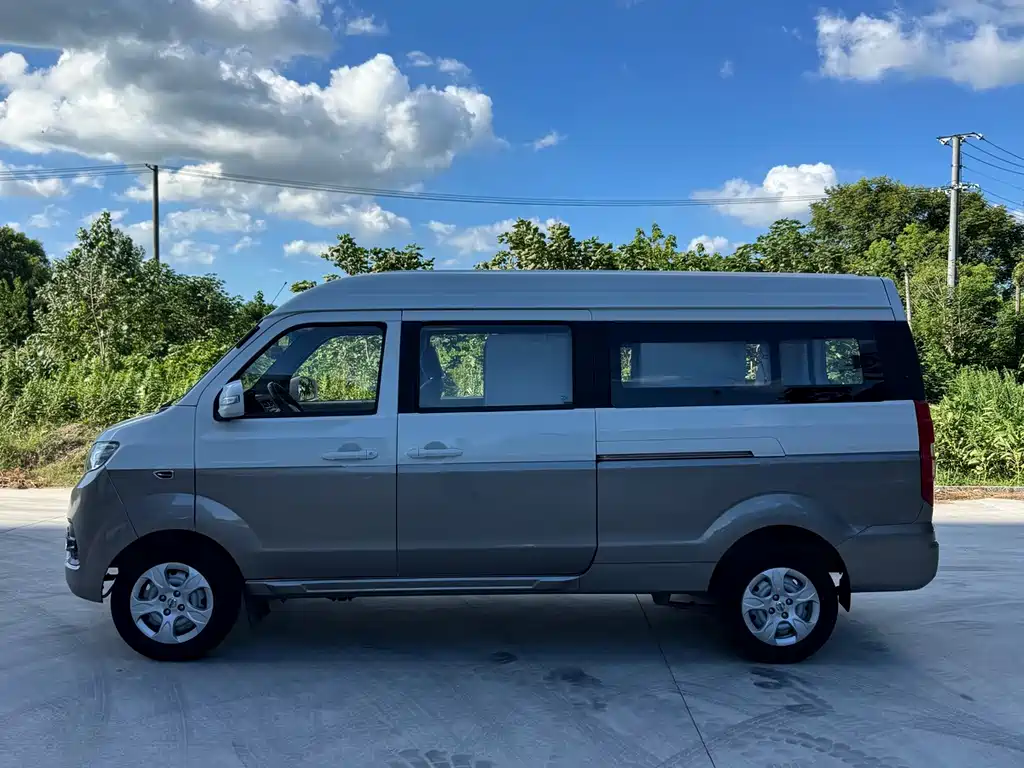 Jinbei Hiace X30L — фото 3