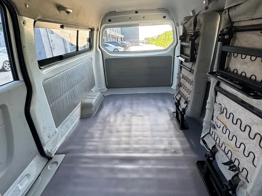 Jinbei Hiace X30L — фото 9