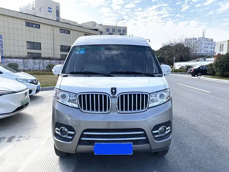 Jinbei Hiace X30L — фото 2