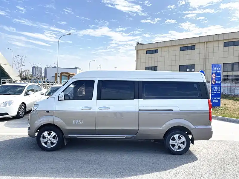 Jinbei Hiace X30L — фото 3