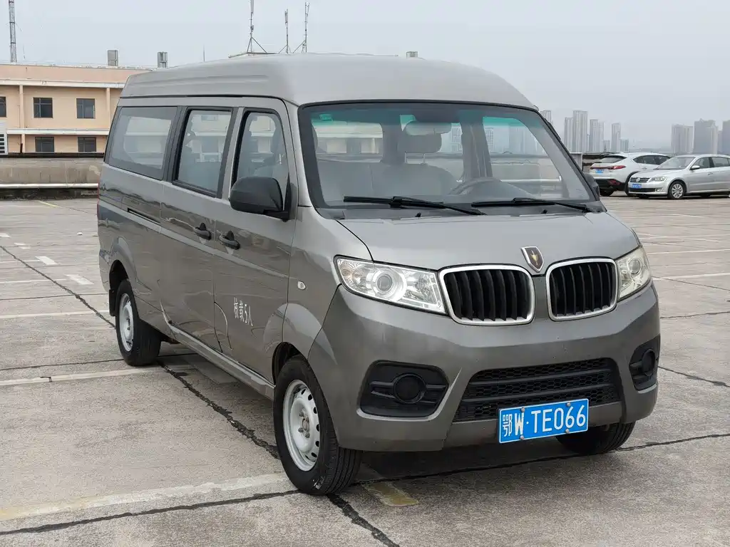 Jinbei Hiace X30L — фото 2