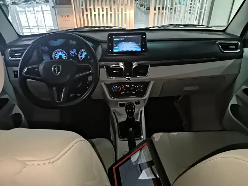 Jinbei Hiace X30L — фото 6