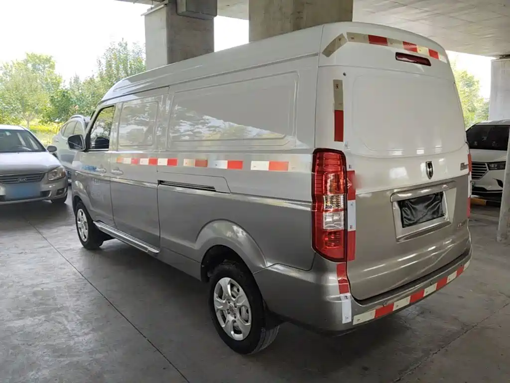 Jinbei Hiace X30L — фото 5