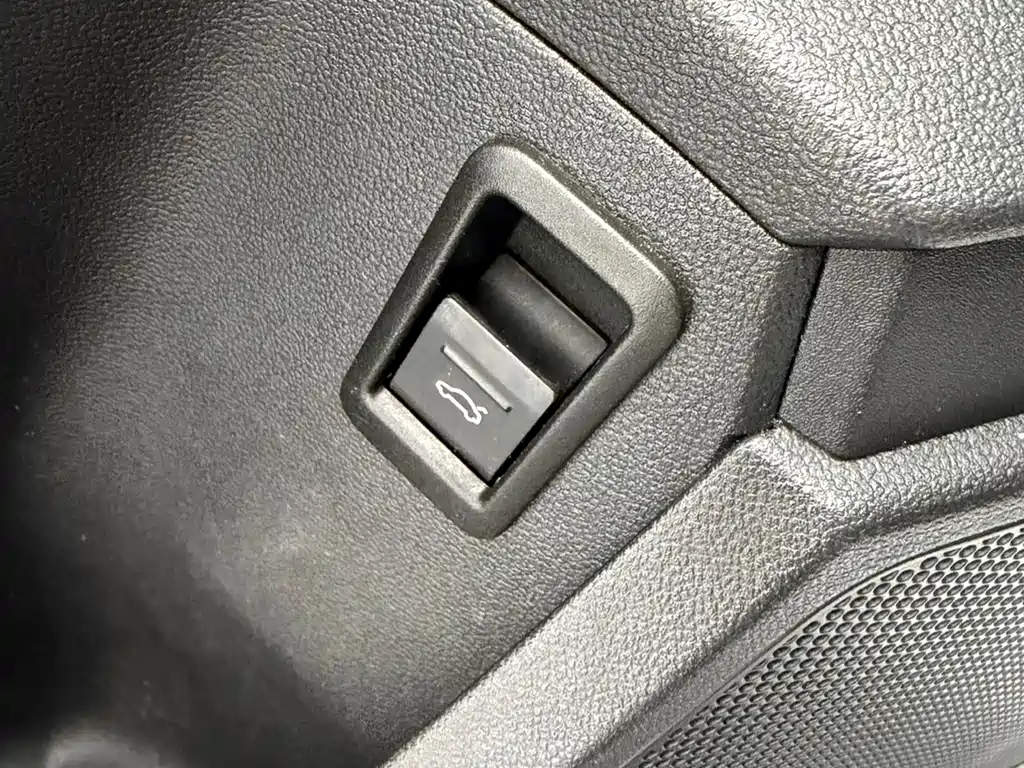 Audi A3 — фото 25