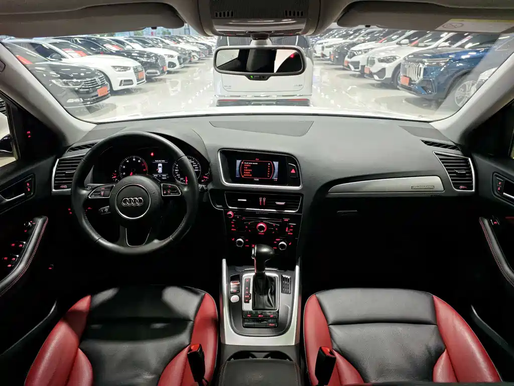 Audi Q5 — фото 9