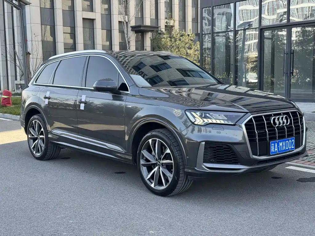 Audi Q7 — фото 3