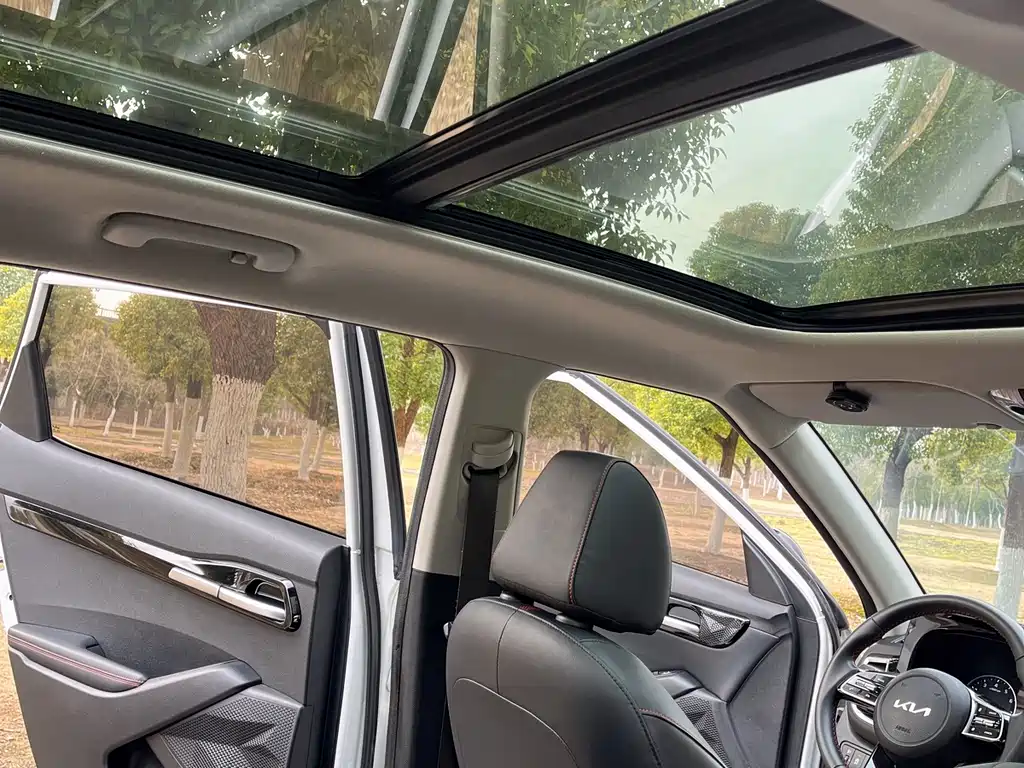 Kia KX3 — фото 18