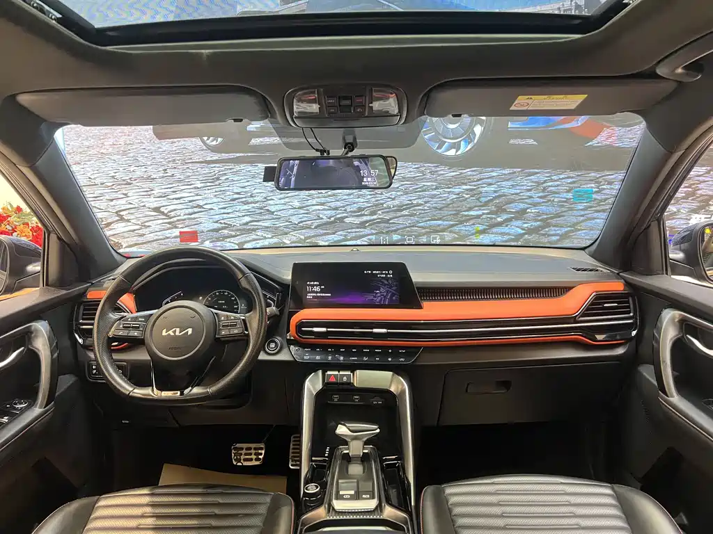 Kia Sportage — фото 13