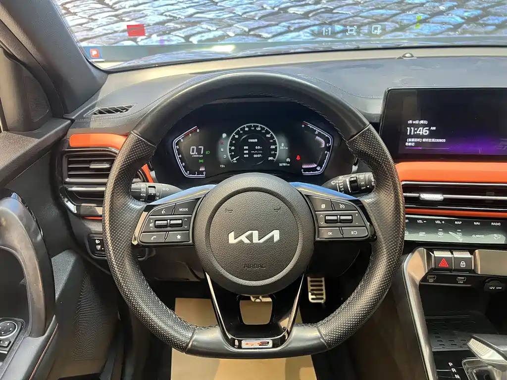 Kia Sportage — фото 14