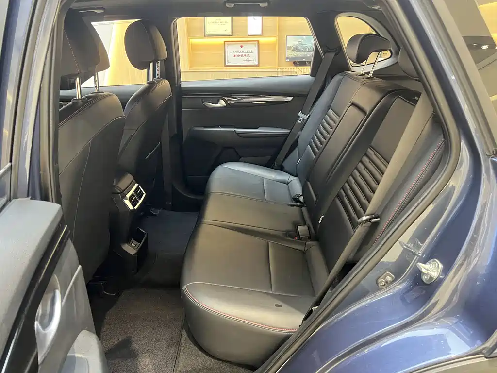 Kia Sportage — фото 10