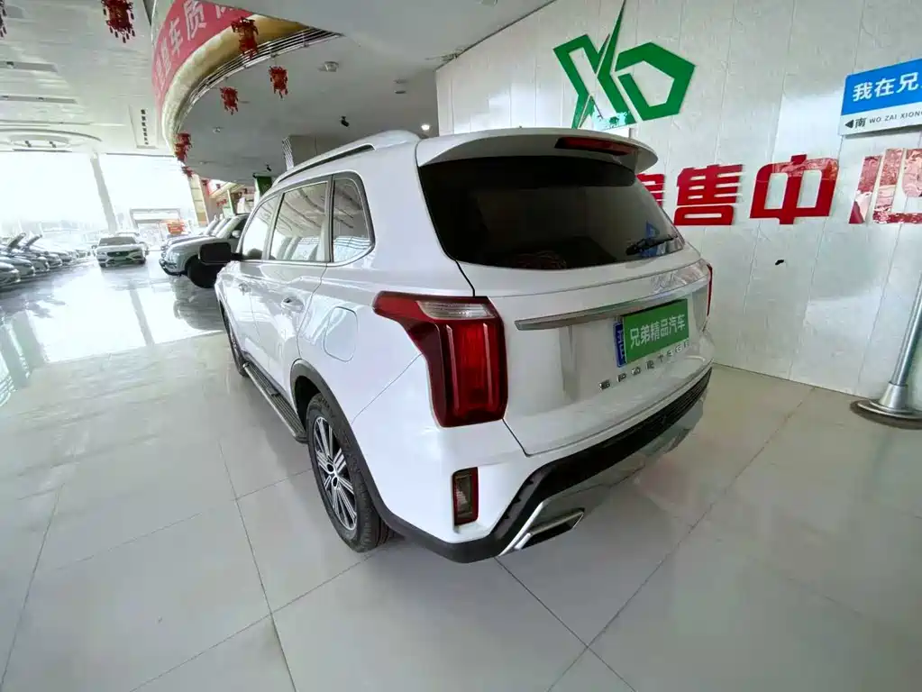 Kia Sportage — фото 9