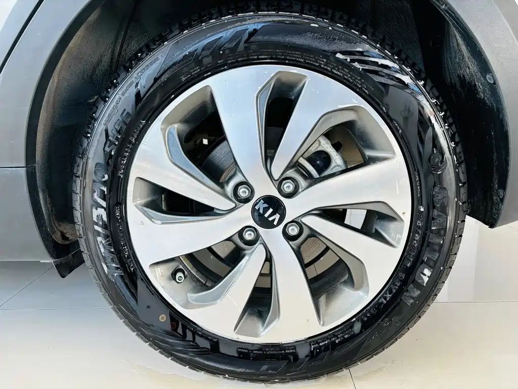Kia KX Cross — фото 22