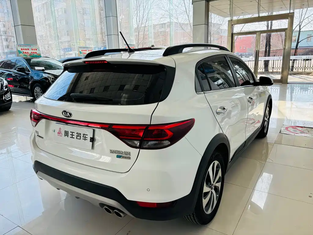 Kia KX Cross — фото 7