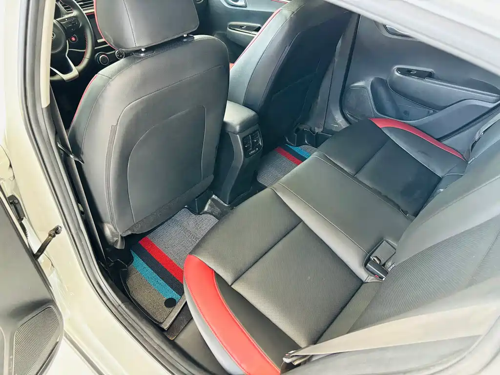 Kia KX Cross — фото 10