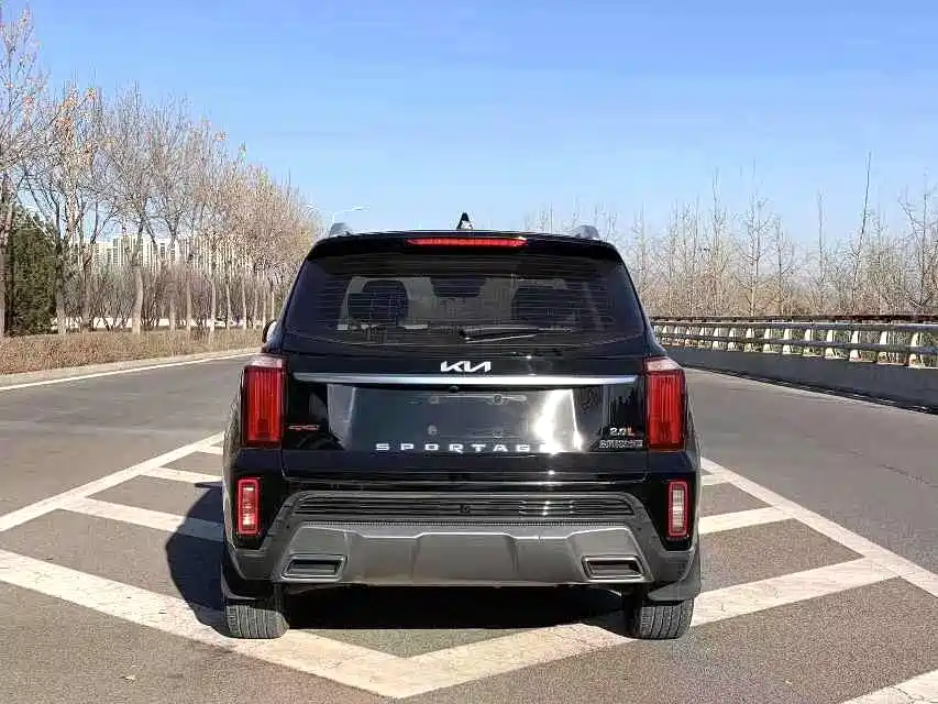 Kia Sportage — фото 8