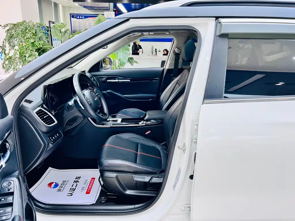 Kia KX3 — фото 20