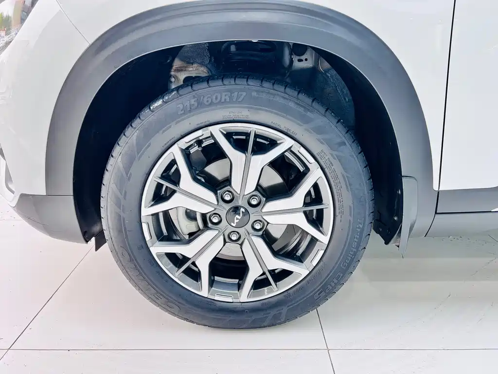 Kia KX3 — фото 4