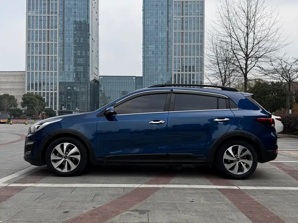 Kia KX Cross — фото 7