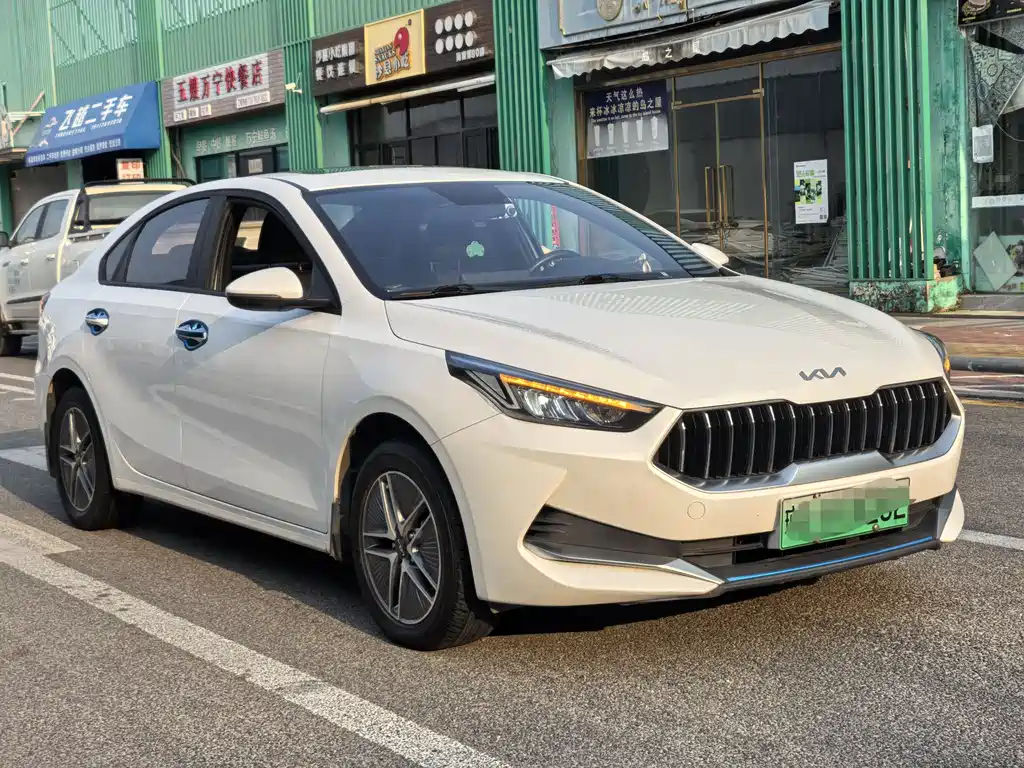Kia K3 New Energy — фото 11