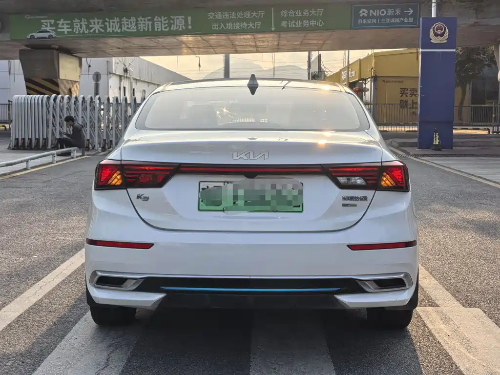 Kia K3 New Energy — фото 13