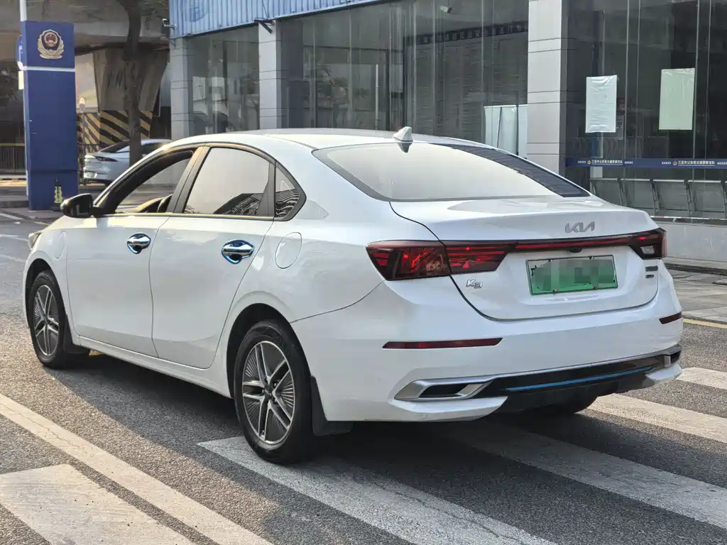 Kia K3 New Energy — фото 3