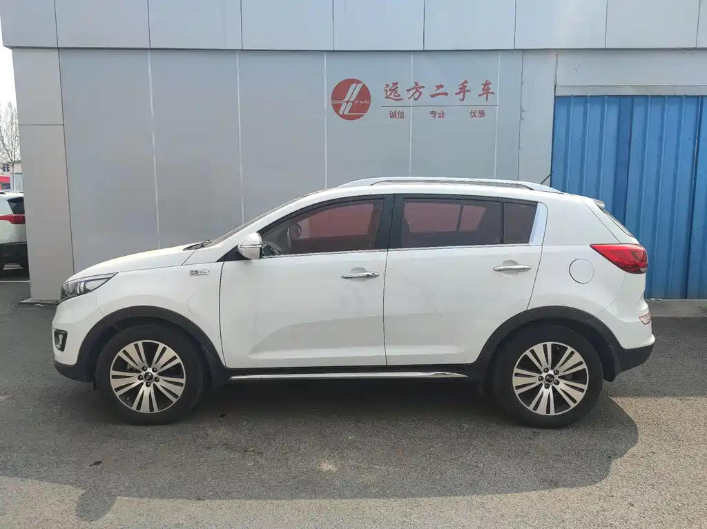 Kia Sportage — фото 6