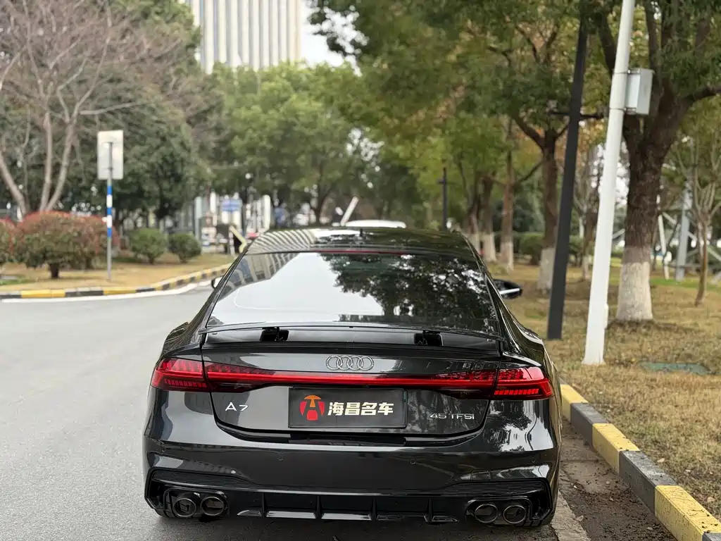 Audi A7 — фото 5