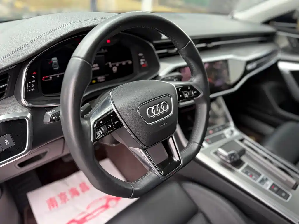 Audi A7 — фото 7