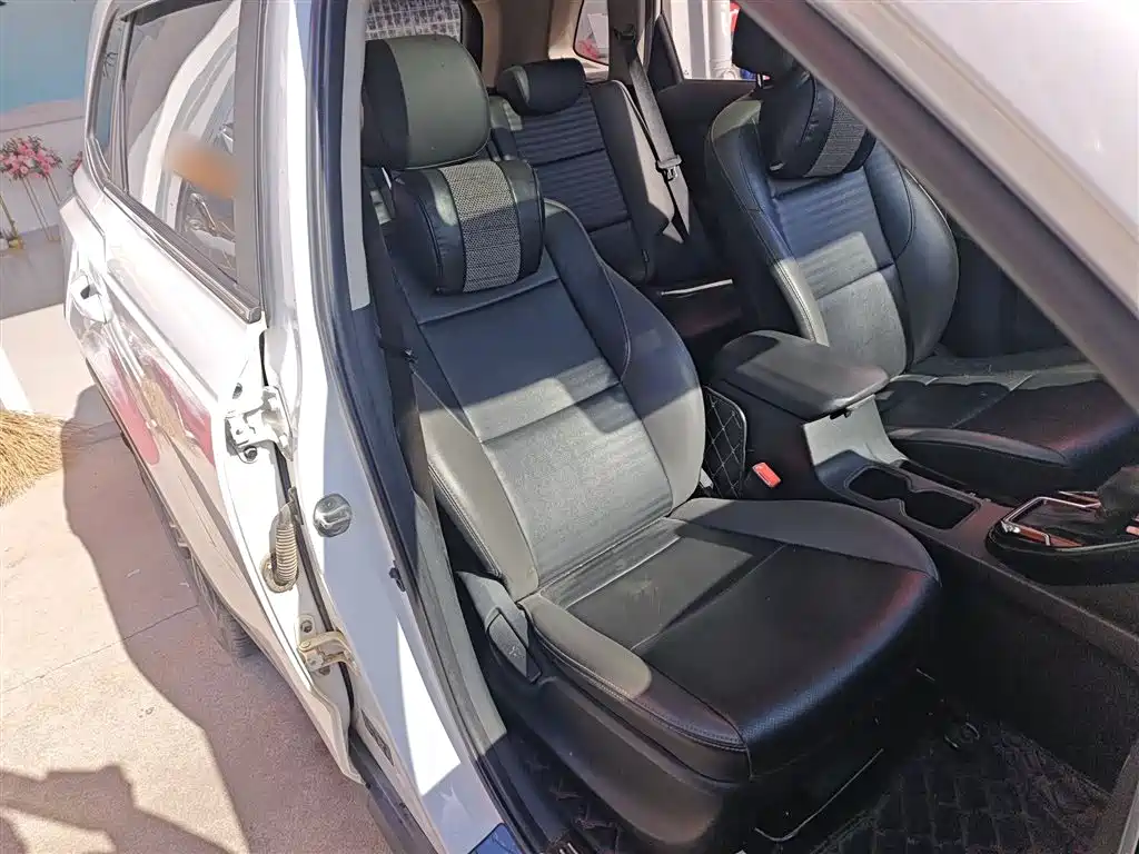 Kia Sportage — фото 21