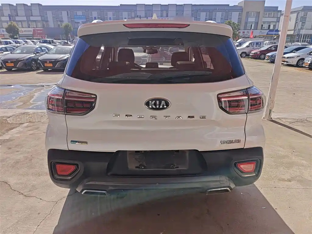 Kia Sportage — фото 5