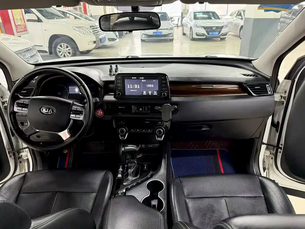 Kia KX7 — фото 5