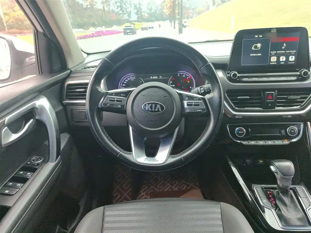 Kia Sportage — фото 4