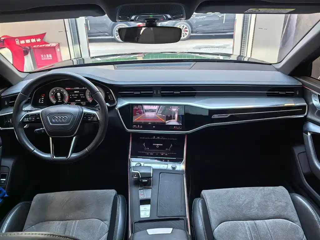 Audi A6L — фото 7