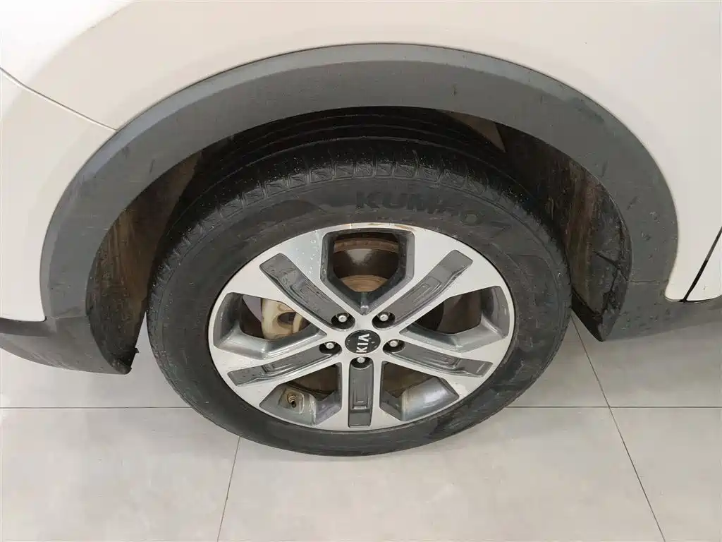 Kia Sportage — фото 23