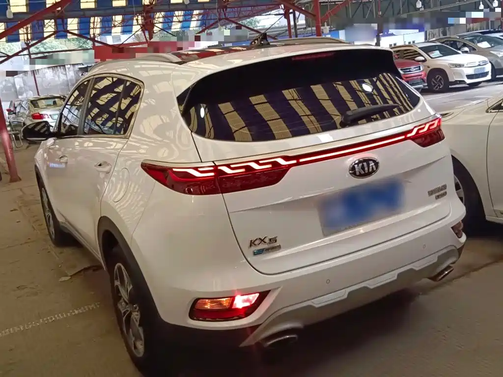 Kia KX5 — фото 5