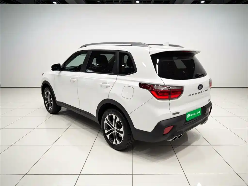 Kia Sportage — фото 23