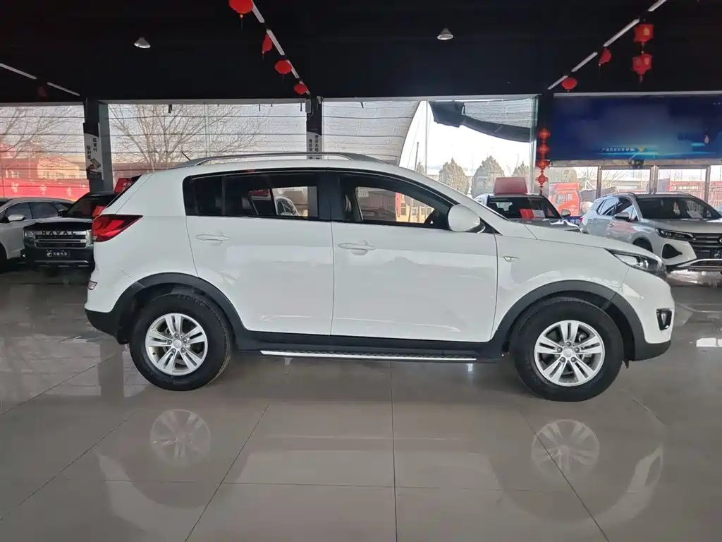 Kia Sportage — фото 5